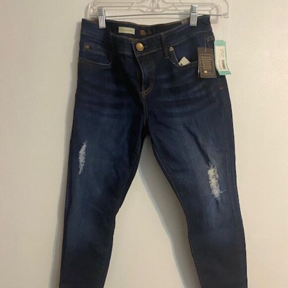 Kut from the Kloth Dayna 5 pocket distressed indigo toothpick skinny, size 8P - Picture 1 of 4